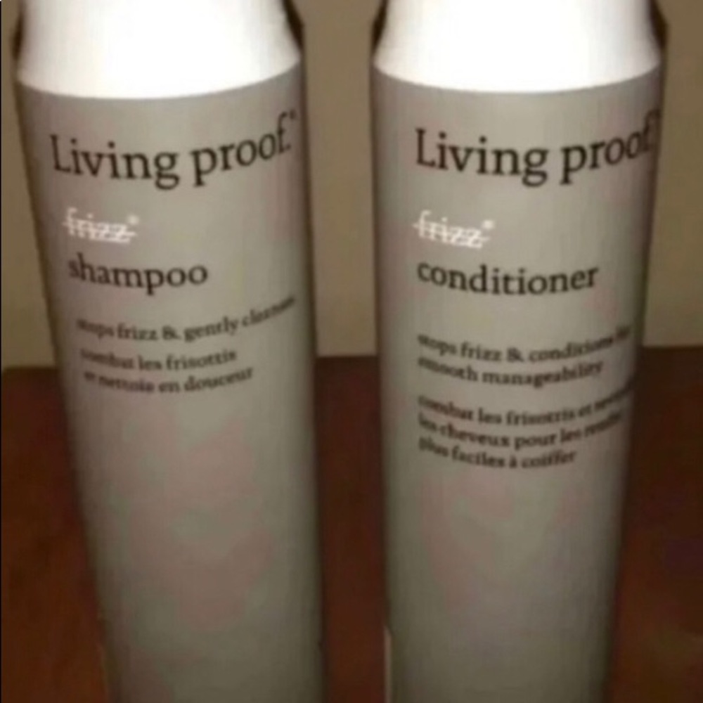 LIVING PROOF NO FRIZZ SHAMPOO & CONDITIONER SET